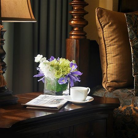 Hotel Baker เซนต์ชาร์ลส์ ภายนอก รูปภาพ